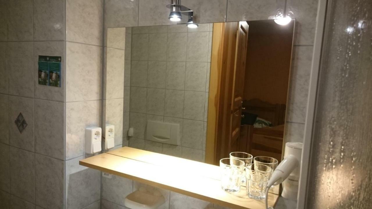 Kindererlebnis- Und Biobauernhof Hipp-Bruckner Wornharts Bagian luar foto